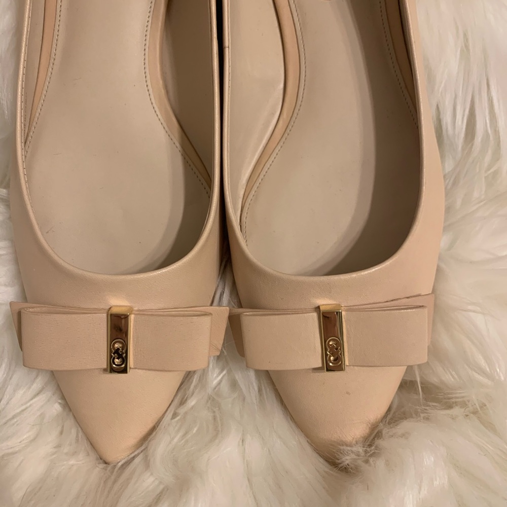 NWOB Size 6.5 COLE HAAN NUDE SKIMMER FLATS - Picture 4 of 8